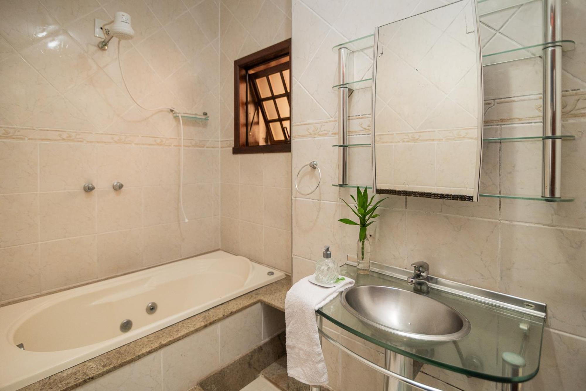 Hostel Lares Brumadinho Εξωτερικό φωτογραφία